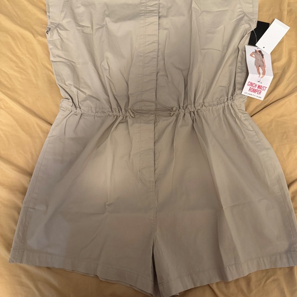 beige romper dress size xxl buttons down pocket with collar - Picture 3 of 5